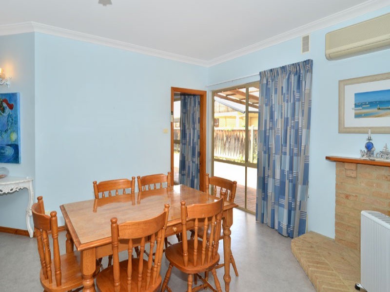 2/3 Mermaid Ave, Emu Point WA 6330