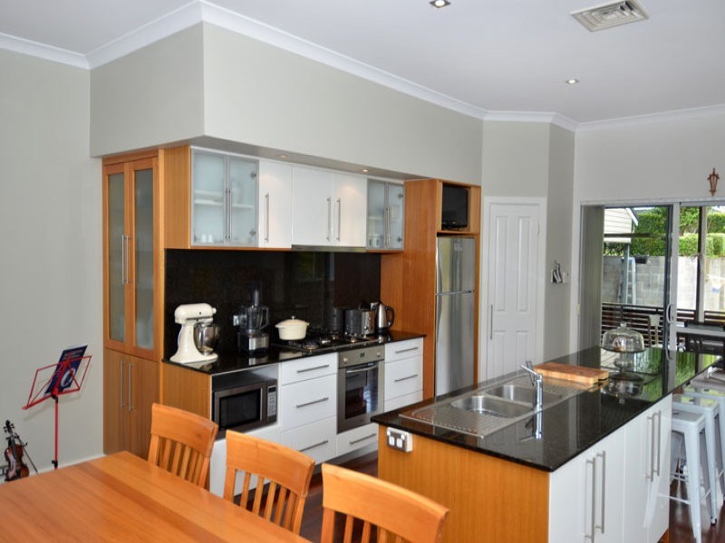 10 Champion Street, Mira Mar WA 6330