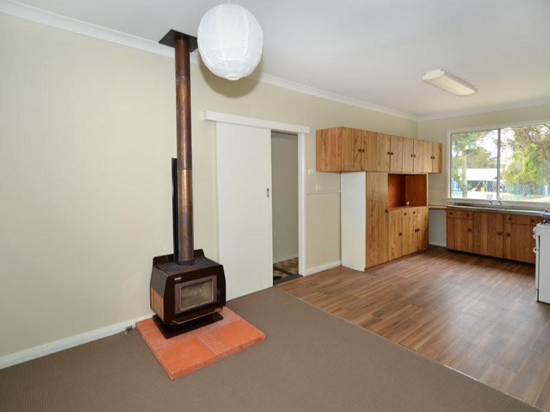 42 Drummond Street, Lockyer WA 6330