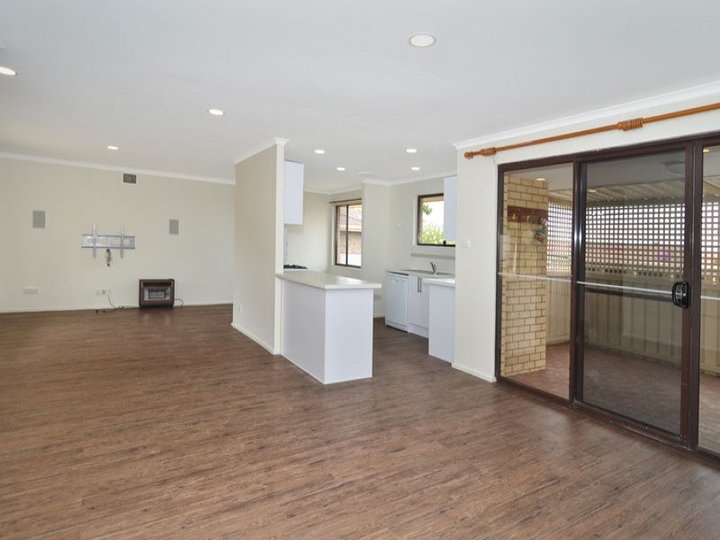 11 Bellingham Street, Spencer Park WA 6330