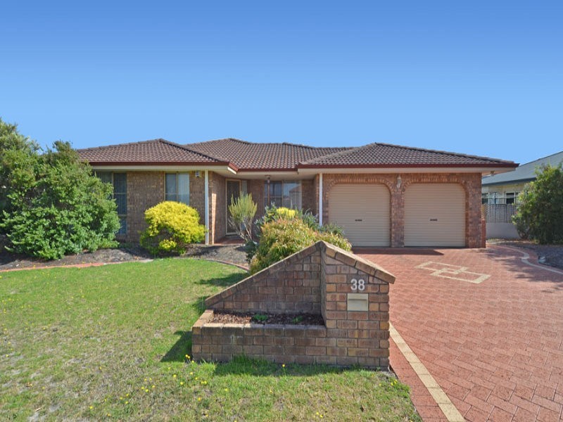 38  Warlock Road, Bayonet Head WA 6330