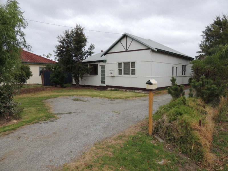 399 Albany Highway, Orana WA 6330