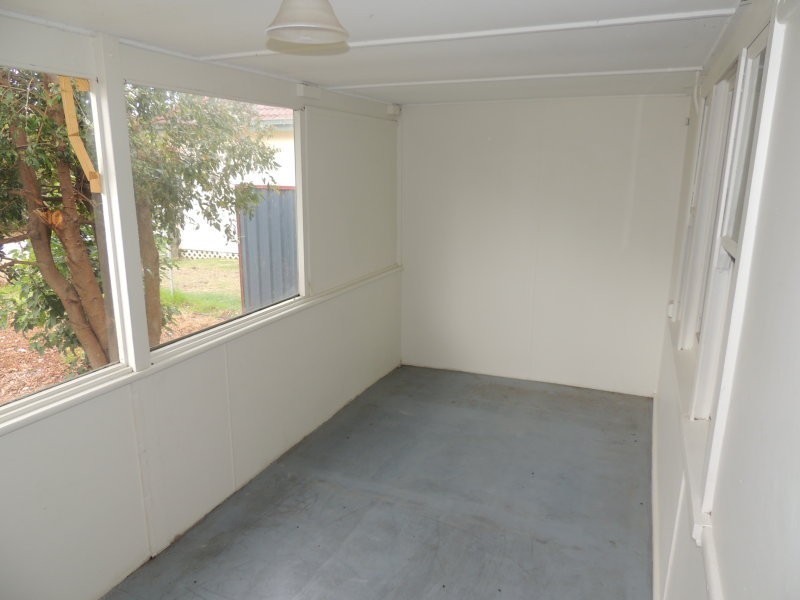 399 Albany Highway, Orana WA 6330