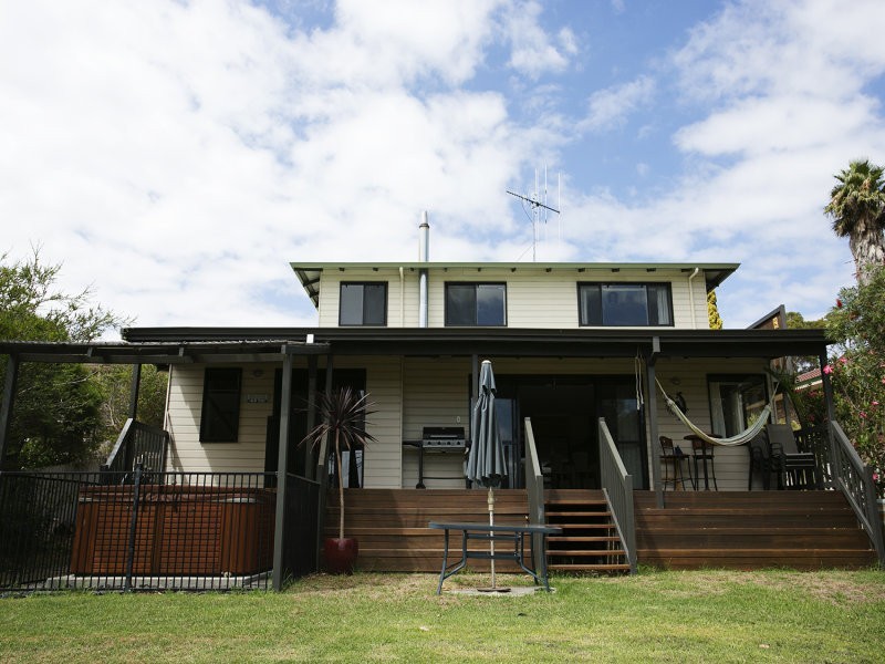 23 Boronia Ave, Collingwood Heights WA 6330