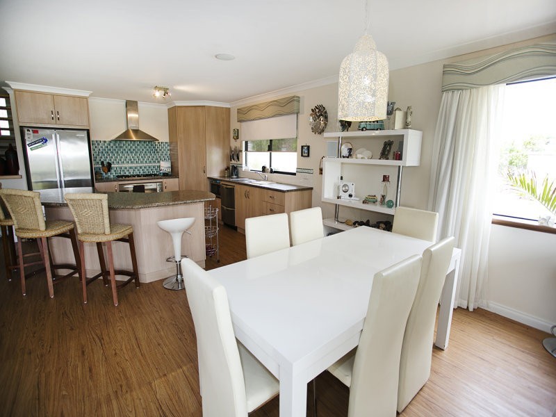 23 Boronia Ave, Collingwood Heights WA 6330