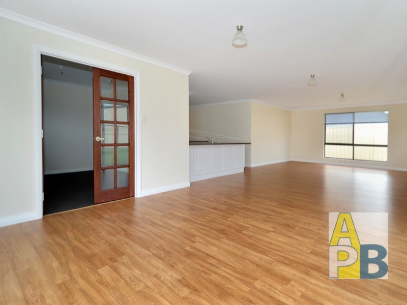 29 Orion Avenue, Mckail WA 6330