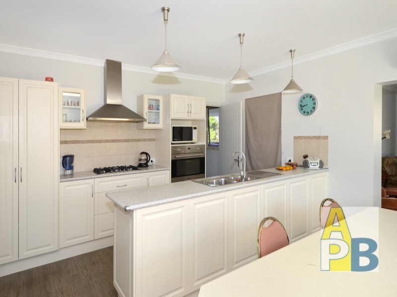 54 Woollahra Street, Milpara WA 6330