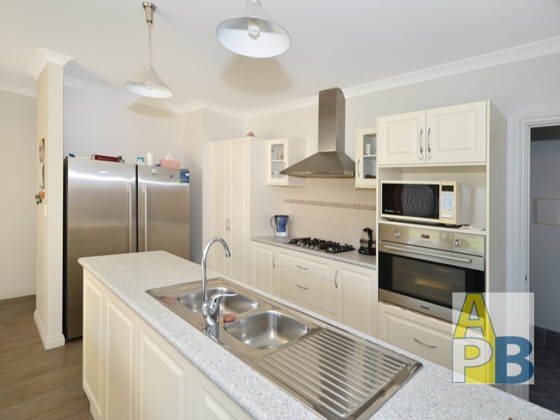 54 Woollahra Street, Milpara WA 6330