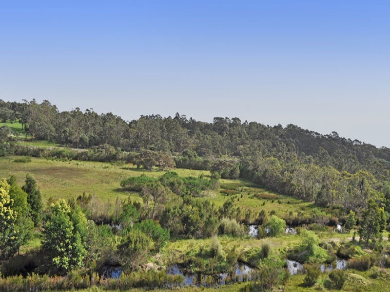 558 Robinson Road, Robinson WA 6330