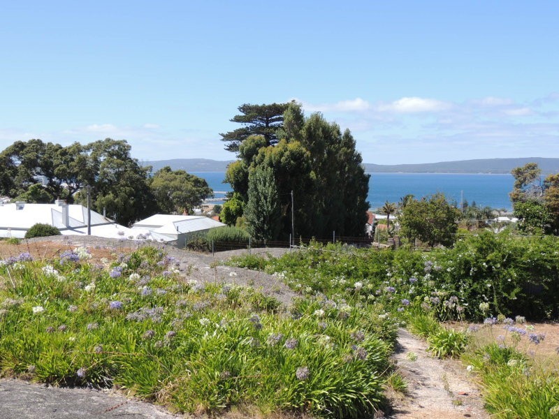 2/60A Parade Street, Albany WA 6330