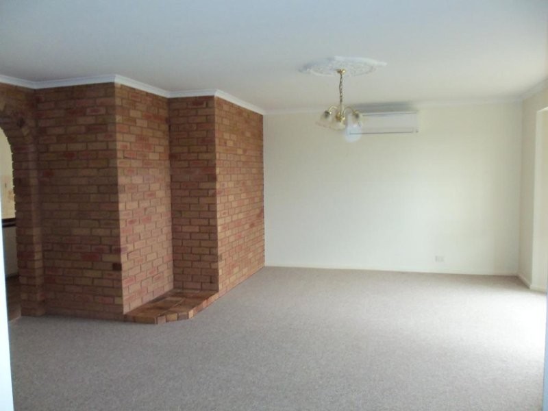 68 Premier Circle, Spencer Park WA 6330