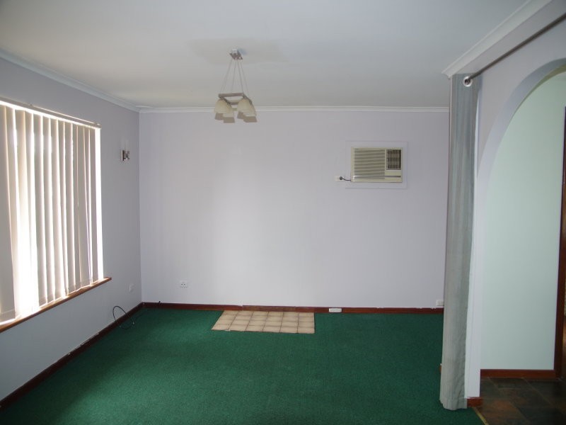 174 Collingwood Rd, Collingwood Park WA 6330