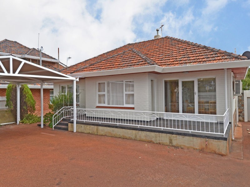 64  Stead Rd, Centennial Park WA 6330