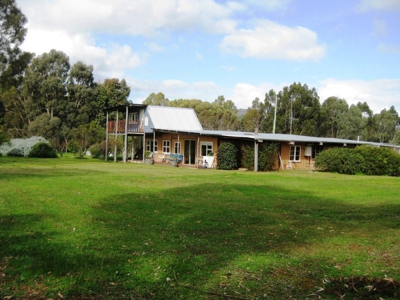 233 Duck Road, Mount Barker WA 6324