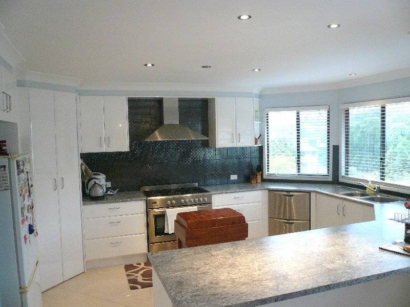 147 Saraband Drive, Eatons Hill QLD 4037