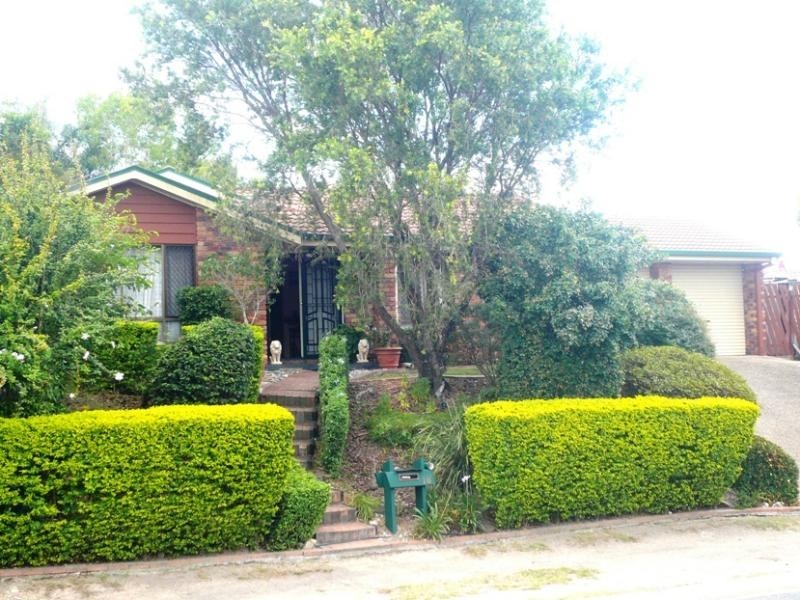 18 Edwards Drive, Albany Creek QLD 4035