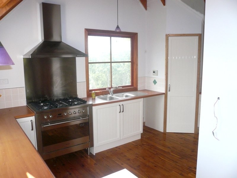 20 Forest Road, Cashmere QLD 4500