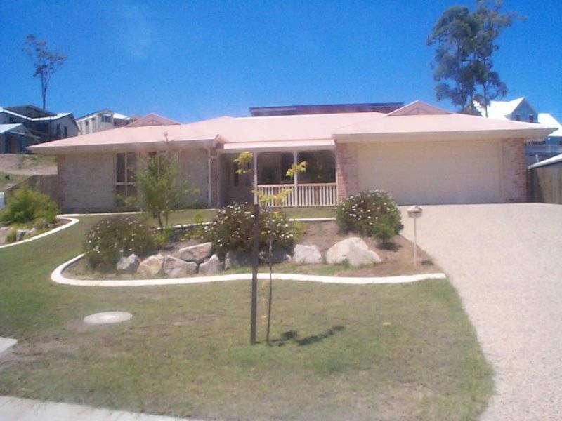 8 Altissimo Court, Eatons Hill QLD 4037