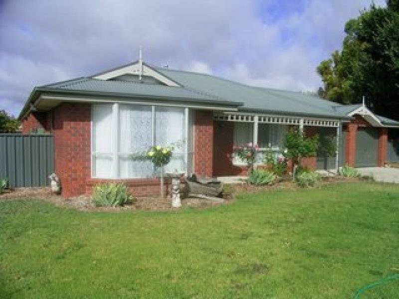 154-156 Golf Club Dr, Howlong NSW 2643