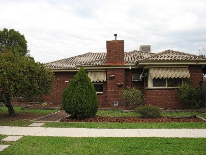 527 Schaefer St, Lavington NSW 2641