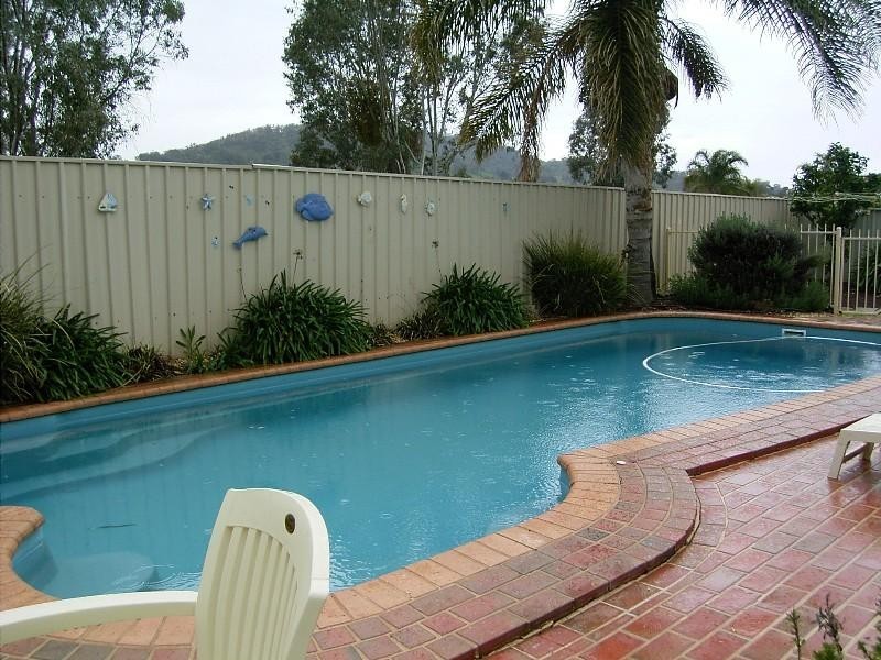 43 Saville Ave, Lavington NSW 2641