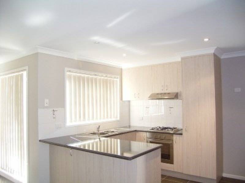 10B Sugargum Rd, Thurgoona NSW 2640