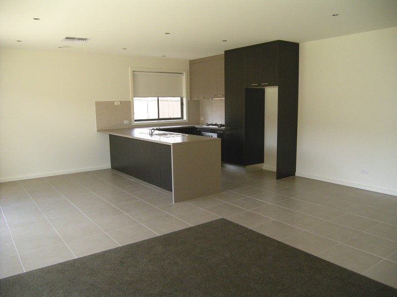 2 Darga Place, Lavington NSW 2641