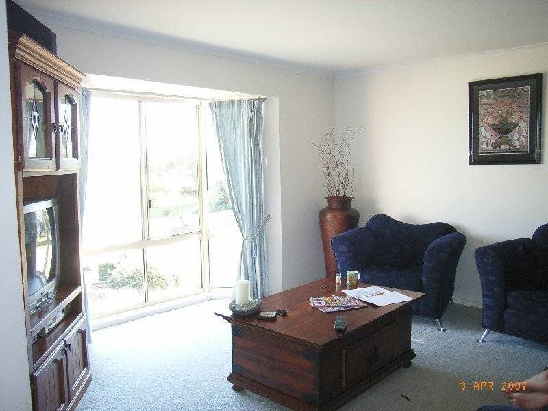 4 Dirru Court, Lavington NSW 2641