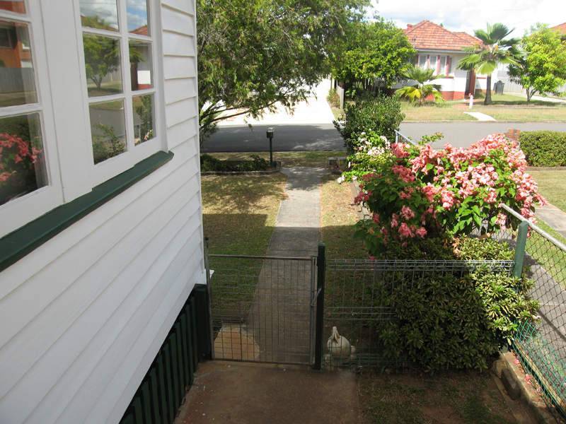 11 Sunny Avenue, Wavell Heights QLD 4012