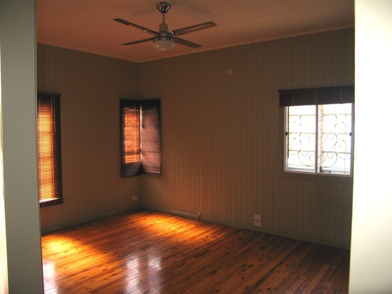 49 McConaghy Street, Mitchelton QLD 4053