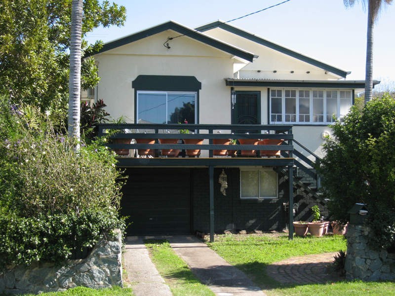 8 Cross Street, Mitchelton QLD 4053