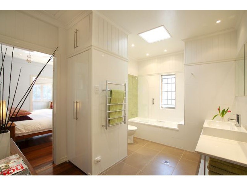 7 Crawford Avenue, Stafford QLD 4053