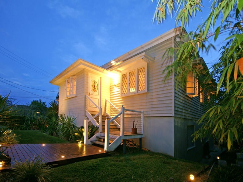 86 Liverpool Road, Clayfield QLD 4011