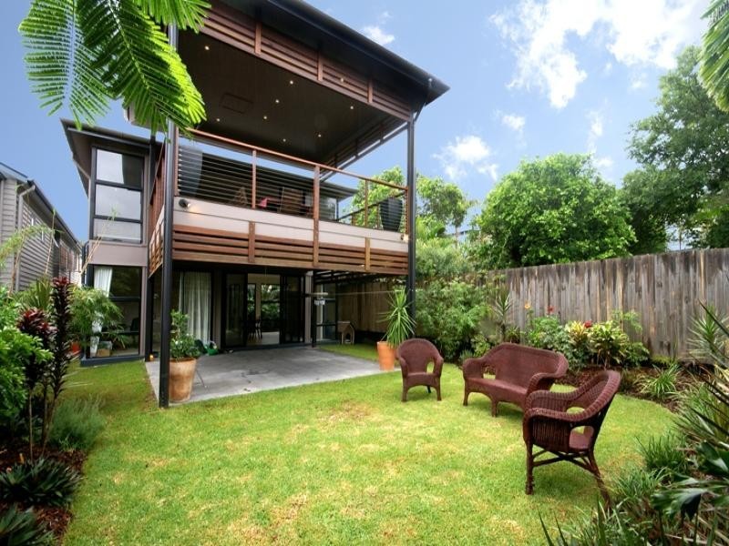 6 South Street, Newmarket QLD 4051