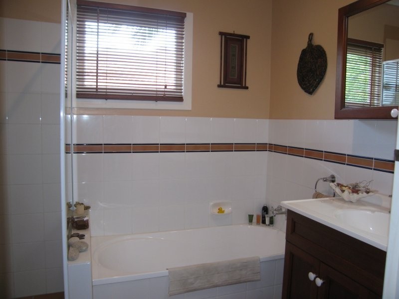 143 Grovely Terrace, Mitchelton QLD 4053