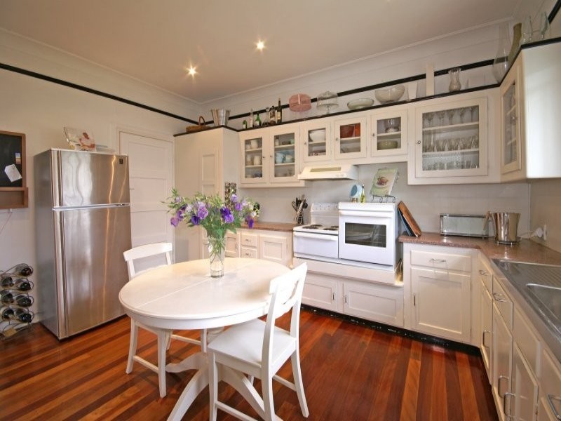 25 Railway Street, Alderley QLD 4051