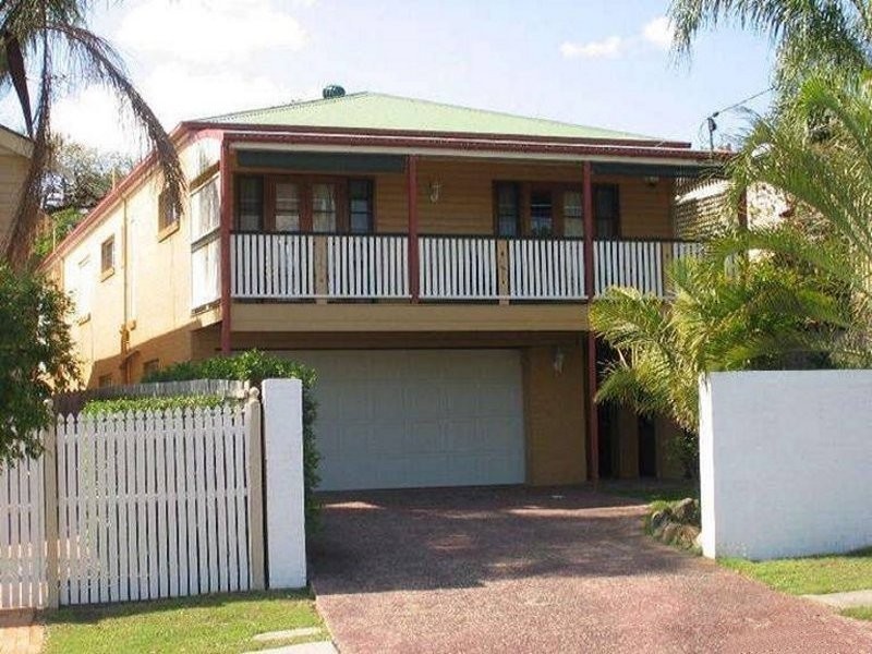 23 Uxbridge Street, Grange QLD 4051