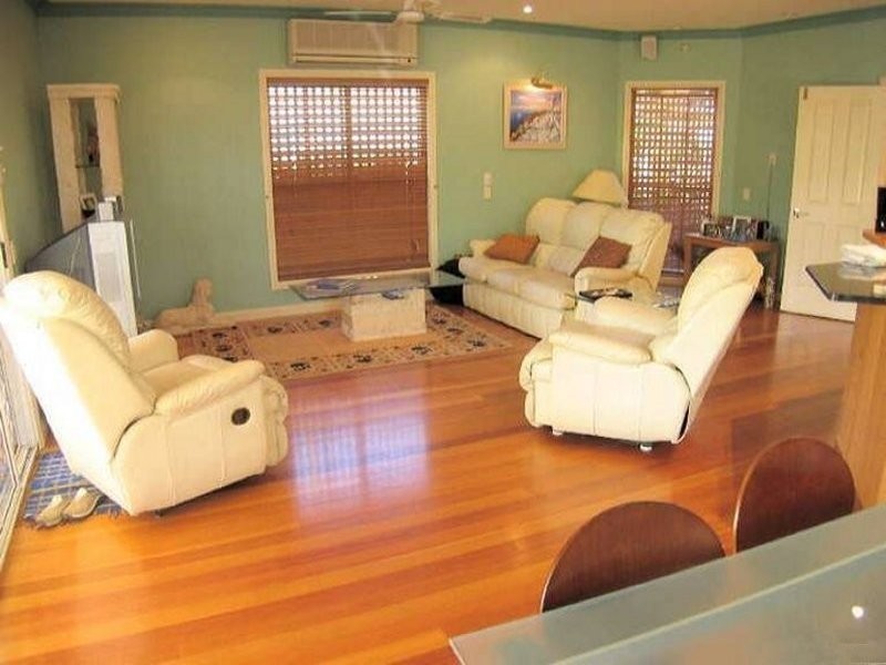 23 Uxbridge Street, Grange QLD 4051