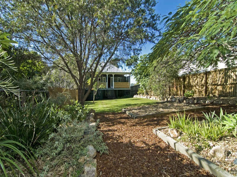 26 Lorne Street, Alderley QLD 4051