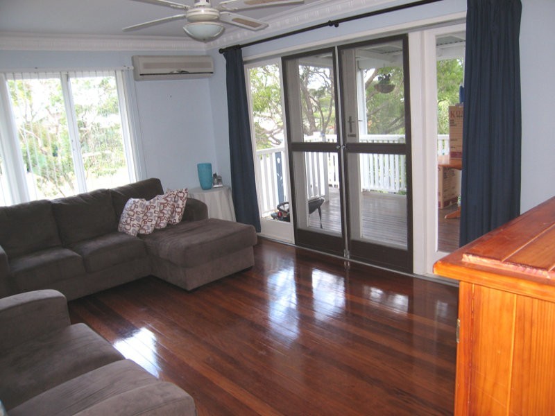 22 Rutherford Street, Stafford Heights QLD 4053