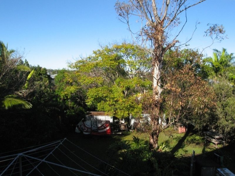 8 Clegg Parade, Newmarket QLD 4051