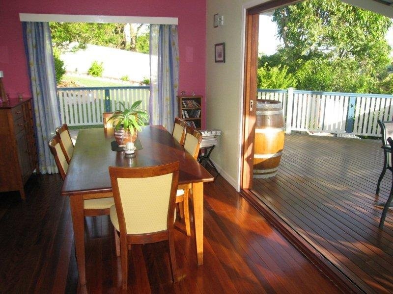 37 Dunedoo Street, Stafford QLD 4053