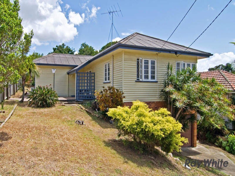 134 Gracemere Street, Grange QLD 4051