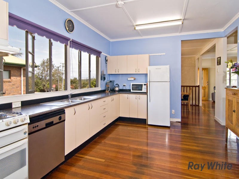 33 Armfield Street, Stafford QLD 4053