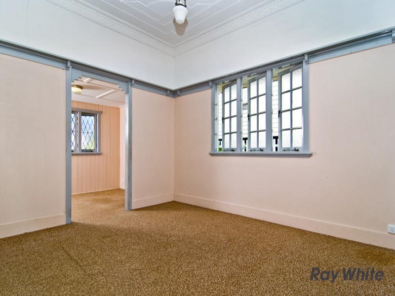 30 Chermside Street, Grange QLD 4051