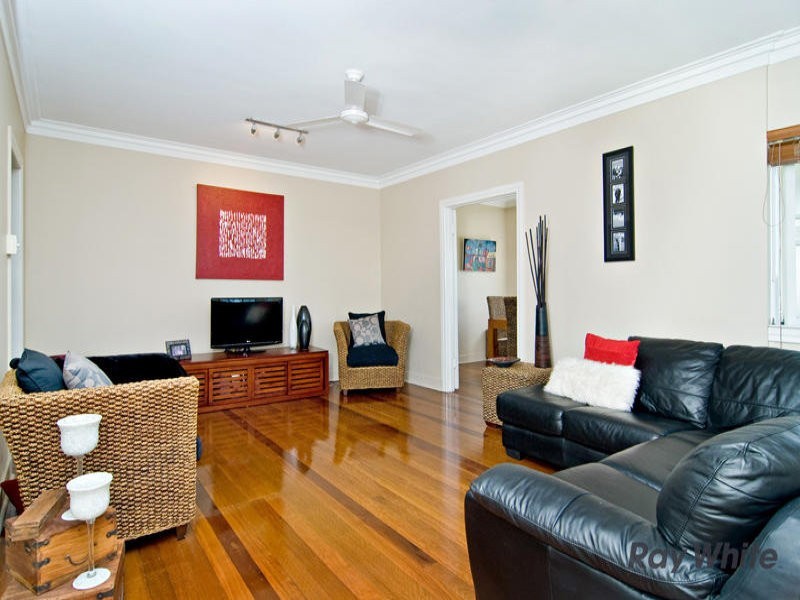 5 McCawley Street, Stafford QLD 4053