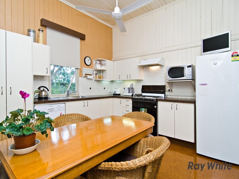 39 Crescent Road, Kelvin Grove QLD 4059