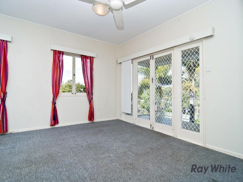 67 Minto Crescent, Arana Hills QLD 4054