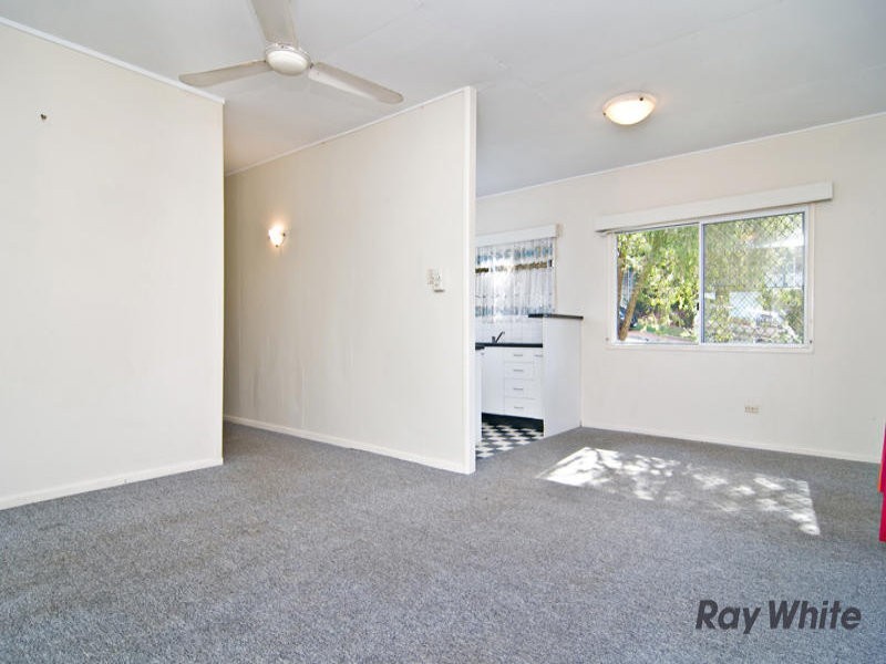 67 Minto Crescent, Arana Hills QLD 4054