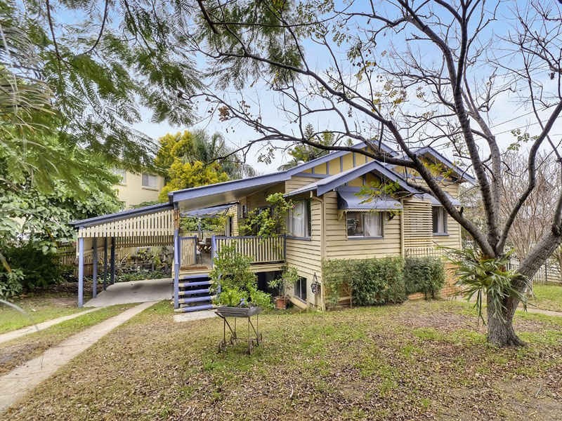 37 Barron Street, Gordon Park QLD 4031